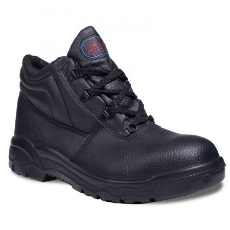 Chukka safety boots